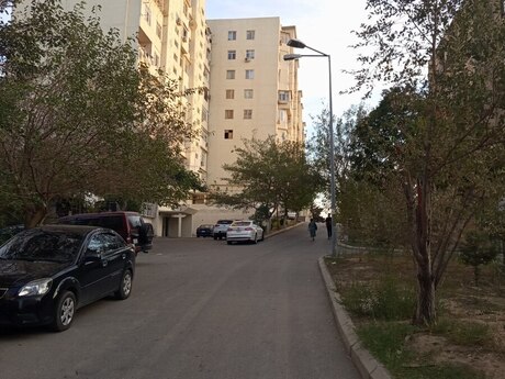 Qara Qarayevdə 2 otaqlı köhnə tikili mənzil kirayə verilir, 52 m², 500 AZN/ay, şəkil 4 / 12