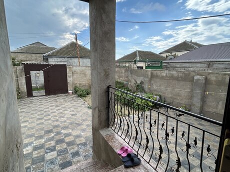 3 otaq · 90 m² · 1/1 mərtəbə, Binə