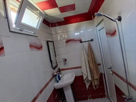 Abşeronda 2 otaqlı həyət evi kirayə verilir, 45 m², 350 AZN/ay, şəkil 5 / 5