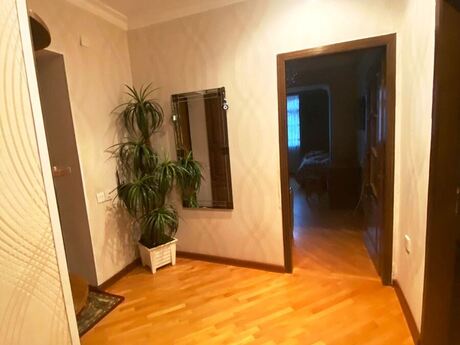 İnşaatçılarda 3 otaqlı köhnə tikili mənzil kirayə verilir, 90 m², 900 AZN/ay, şəkil 5 / 9