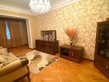 İnşaatçılarda 3 otaqlı köhnə tikili mənzil kirayə verilir, 90 m², 900 AZN/ay, şəkil 2 / 9