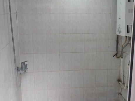 Сдаётся 1-комнатный дом, Memar Əcəmi, 40 м², 400 AZN/мес, фото 4 / 4