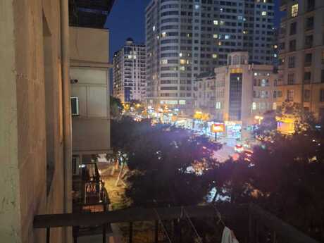 Aşağı Güzdəkdə 2 otaqlı köhnə tikili mənzil satılır, 70 m², 184 000 AZN, şəkil 4 / 12