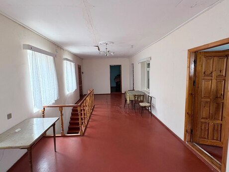 Sulutəpədə 7 otaqlı həyət evi kirayə verilir, 150 m², 450 AZN/ay, şəkil 4 / 12