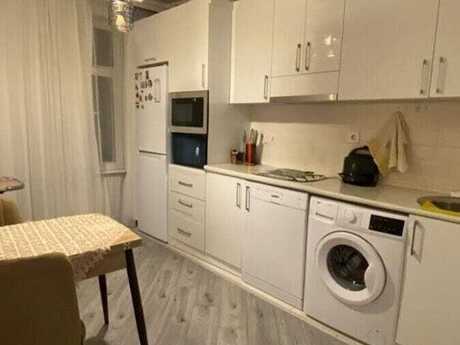 3 otaq · 84 m² · 10/11 mərtəbə, Abşeron