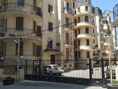 3 otaq · 78,8 m²