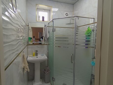 Balaxanıda 5 otaqlı həyət evi satılır, 180 m², 145 000 AZN, şəkil 5 / 12