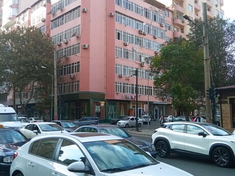 5 otaq · 150 m² · 1/1 mərtəbə, Nəsimi