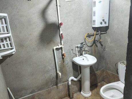 Lökbatanda 1 otaqlı həyət evi kirayə verilir, 20 m², 300 AZN/ay, şəkil 3 / 4