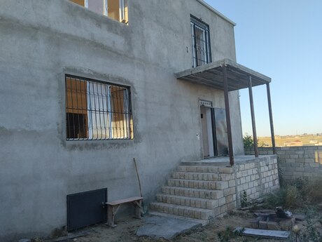 8 rooms · 160 m²