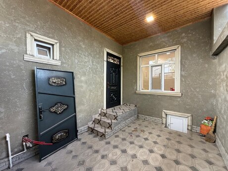 3 otaq · 70 m² · 1/1 mərtəbə, Zabrat