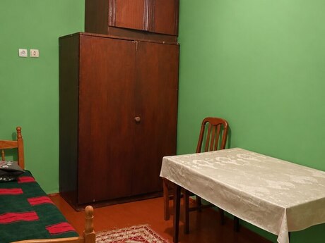 Qaraçuxurda 1 otaqlı həyət evi kirayə verilir, 50 m², 180 AZN/ay, şəkil 2 / 3