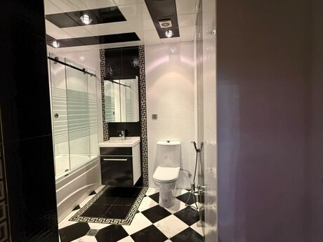 8 Noyabrda 4 otaqlı yeni tikili mənzil satılır, 171 m², 447 000 AZN, şəkil 4 / 12