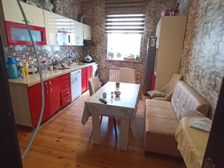 Продаётся 7-комнатный дом, Yasamal, 240 м², 265 000 AZN, фото 2 / 12