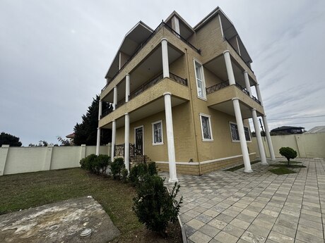Novxanıda 6 otaqlı həyət evi satılır, 320 m², 395 000 AZN, şəkil 2 / 12