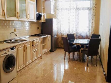 Nəriman Nərimanovda 2 otaqlı yeni tikili mənzil kirayə verilir, 70 m², 846 AZN/ay, şəkil 5 / 12