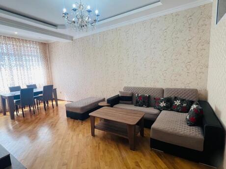 Nəriman Nərimanovda 2 otaqlı yeni tikili mənzil kirayə verilir, 70 m², 846 AZN/ay, şəkil 2 / 12