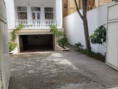 Nəsimidə 9 otaqlı həyət evi kirayə verilir, 700 m², 10 000 AZN/ay, şəkil 5 / 11