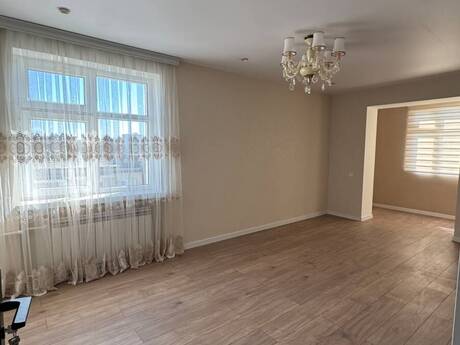 Продаётся 3-комнатная квартира в старом фонде, Bakıxanov, 60 м², 145 000 AZN, фото 2 / 12
