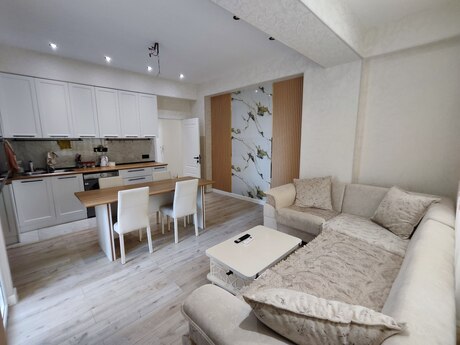 3 otaq · 85 m² · 6/14 mərtəbə, Abşeron