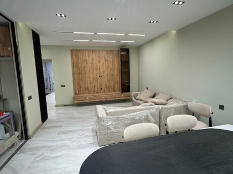 3 otaq · 70 m² · 5/5 mərtəbə, Tbilisi prospekti