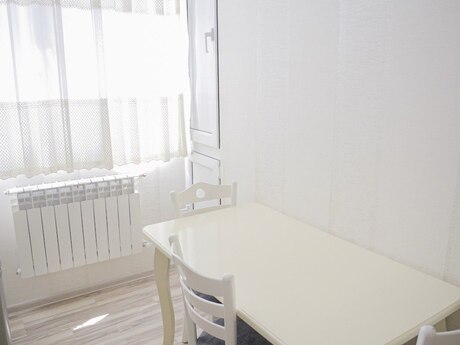 Qurtuluş 93 kompleksində 2 otaqlı yeni tikili mənzil satılır, 46,3 m², 79 000 AZN, şəkil 5 / 12