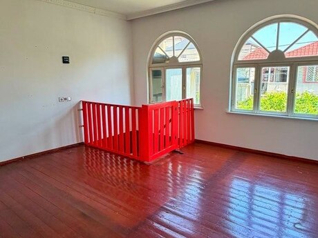 M.Ə.Rəsulzadədə 5 otaqlı həyət evi kirayə verilir, 80 m², 400 AZN/ay, şəkil 2 / 12