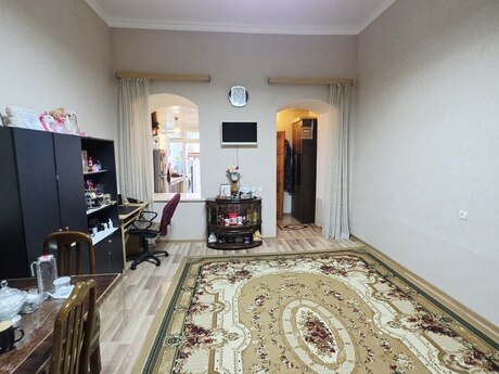 2 otaq · 70 m²
