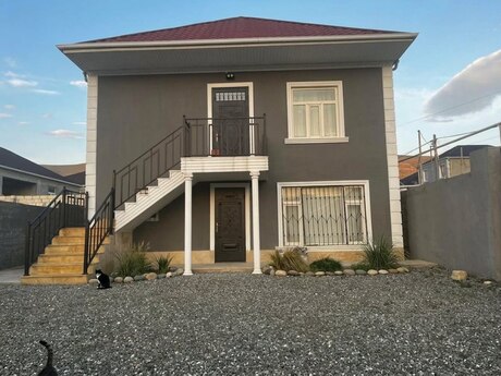 7 otaq · 180 m²