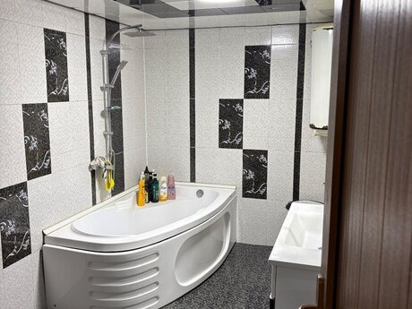 7-room house for sale in Mərdəkan, 400 m², 250 000 AZN, photo 4 / 12
