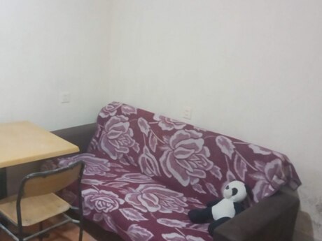 1 otaq · 32 m² · 1/1 mərtəbə, Polad Həşimov küçəsi