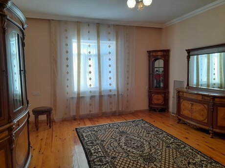 5 otaqlı ev, 250 m², Masazır, 750 AZN