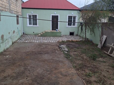 Hökməlidə 4 otaqlı həyət evi satılır, 100 m², 54 000 AZN, şəkil 2 / 12