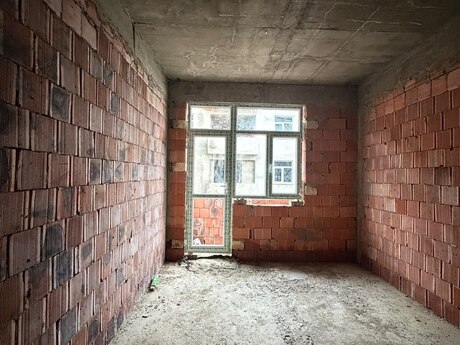 Qurtuluş 93 kompleksində 3 otaqlı yeni tikili mənzil satılır, 62 m², 70 000 AZN, şəkil 4 / 7