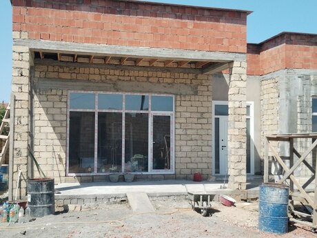 5 otaq · 240 m²