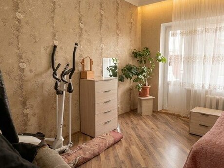 Qaraçuxurda 4 otaqlı köhnə tikili mənzil satılır, 90 m², 185 000 AZN, şəkil 5 / 12