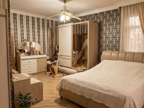 Qaraçuxurda 4 otaqlı köhnə tikili mənzil satılır, 90 m², 185 000 AZN, şəkil 4 / 12
