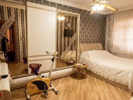 Qaraçuxurda 4 otaqlı köhnə tikili mənzil satılır, 90 m², 185 000 AZN, şəkil 3 / 12