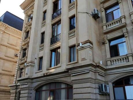 Ulubəy MTK kompleksində 2 otaqlı yeni tikili mənzil satılır, 47,5 m², 159 000 AZN, şəkil 2 / 12