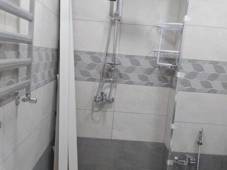 Masazırda 2 otaqlı yeni tikili mənzil kirayə verilir, 62 m², 350 AZN/ay, şəkil 2 / 7