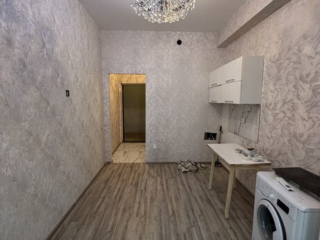 Abşeronda 2 otaqlı köhnə tikili mənzil satılır, 28 m², 55 000 AZN, şəkil 4 / 8