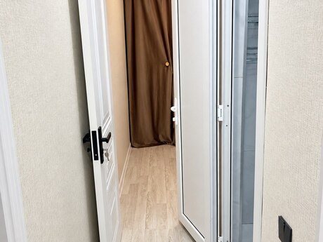 İnşaatçılarda 3 otaqlı köhnə tikili mənzil kirayə verilir, 70 m², 750 AZN/ay, şəkil 4 / 8
