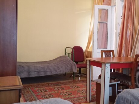 Gənclikdə 2 otaqlı həyət evi kirayə verilir, 33 m², 400 AZN/ay, şəkil 3 / 8