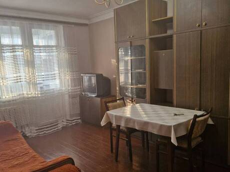 Nəriman Nərimanovda 2 otaqlı köhnə tikili mənzil satılır, 43 m², 165 000 AZN, şəkil 3 / 11
