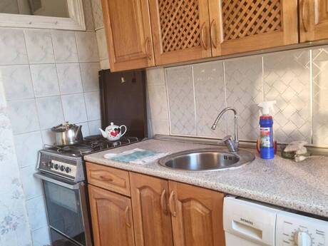 2 otaq · 43 m² · 5/5 mərtəbə, Nəriman Nərimanov