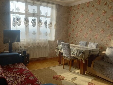 3 otaq · 75 m² · 5/8 mərtəbə, Əhmədli