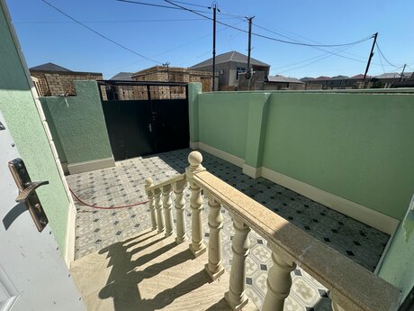 Sarayda 3 otaqlı həyət evi satılır, 100 m², 67 000 AZN, şəkil 2 / 12