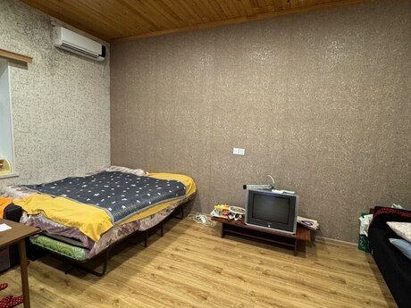 Zirədə 1 otaqlı həyət evi satılır, 52 m², 70 000 AZN, şəkil 4 / 12
