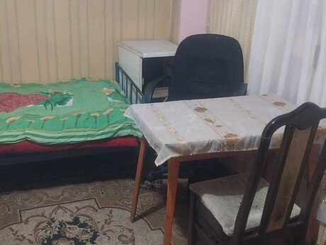 1 otaqlı ev, 25 m², Qara Qarayev, 250 AZN