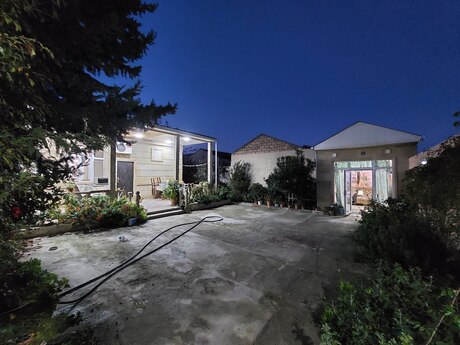 Hövsanda 4 otaqlı həyət evi satılır, 300 m², 130 000 AZN, şəkil 2 / 12
